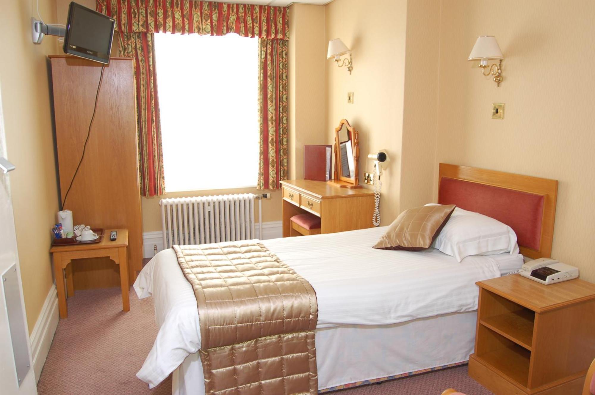 The Trouville Bournemouth Exterior photo